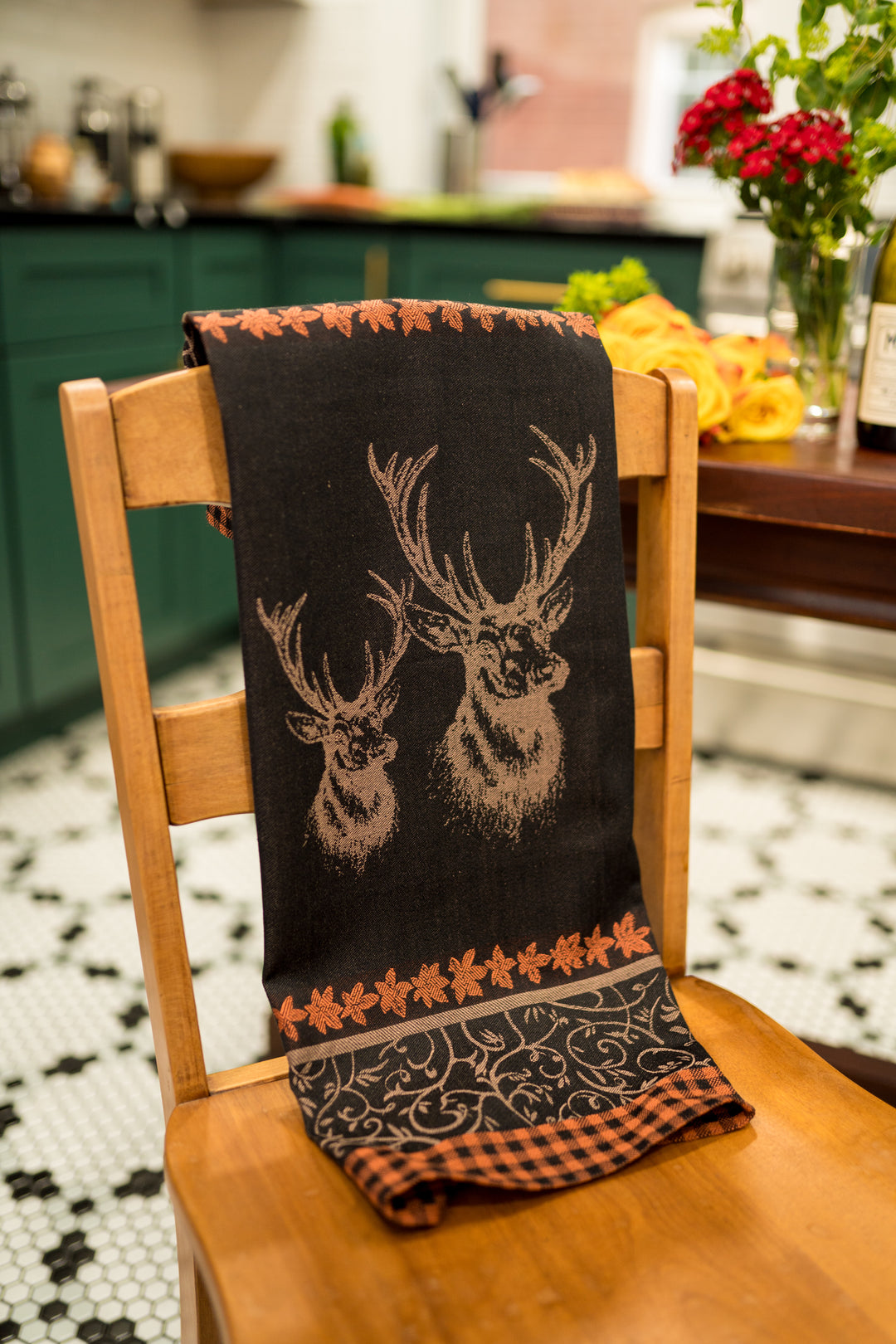 Elk Jacquard Woven Kitchen Tea Towel - Black - Crystal Arrow