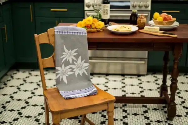 Crystal Arrow Edelweiss Jacquard Cotton Tea Towel