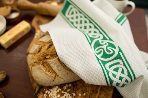 Crystal Arrow Celtic Ireland Jacquard Cotton Tea Towel