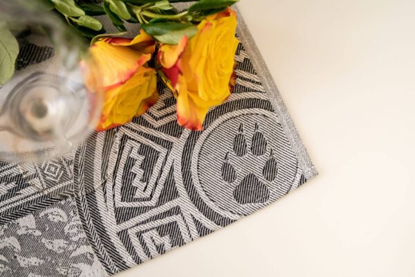 Wolf Jacquard woven tea towel Black