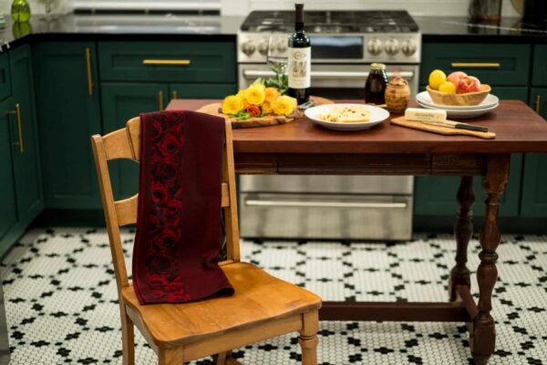 Red Roses Jacquard Cotton Tea or Kitchen Towel